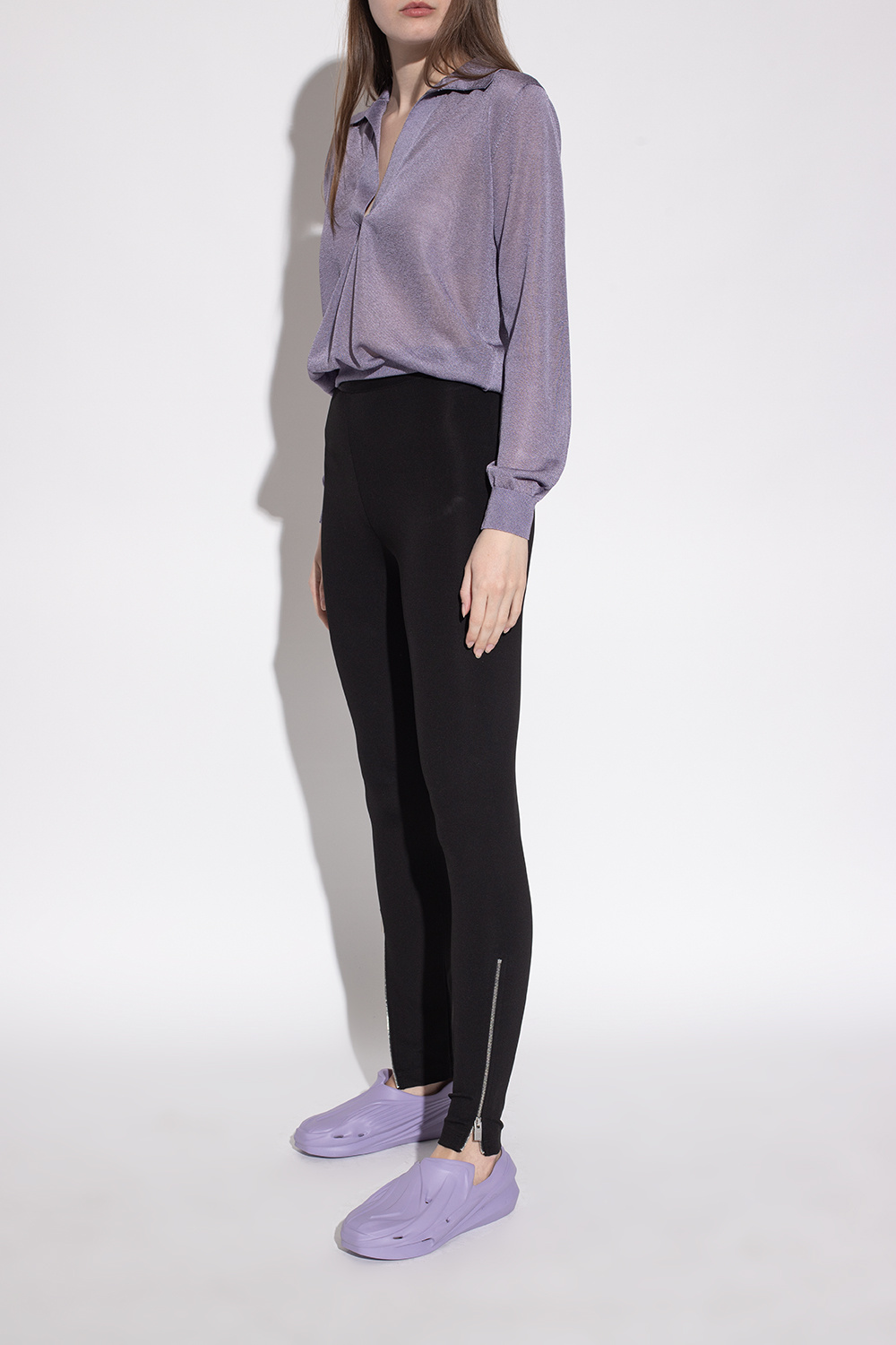 【関税&送料込】Alyx Lilac Rubber Mono Slip Ons 1017 ALYX 9SM Mono embossed-logo Slippers | Neutrals